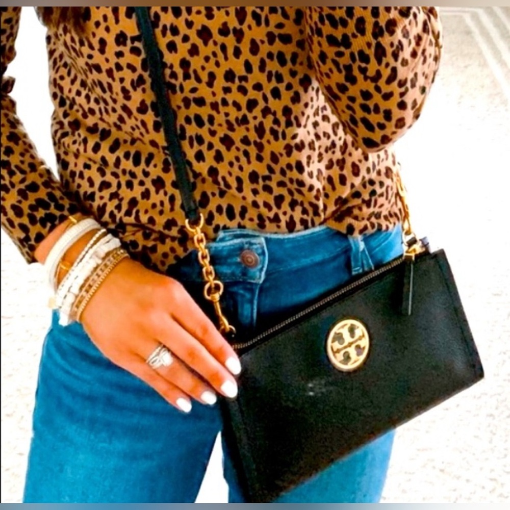 Tory Burch CARSON Black Leather Zip Top Crossbody Handbag Bag - Picture 1 of 13